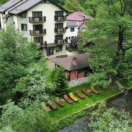 Casa Valea Cernei Hotel Isverna Eksteriør billede