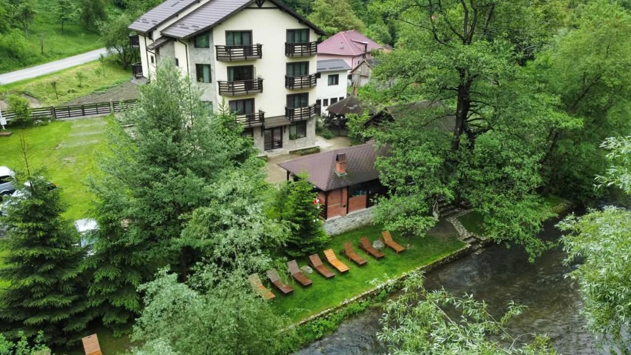 Casa Valea Cernei Hotel Isverna Eksteriør billede