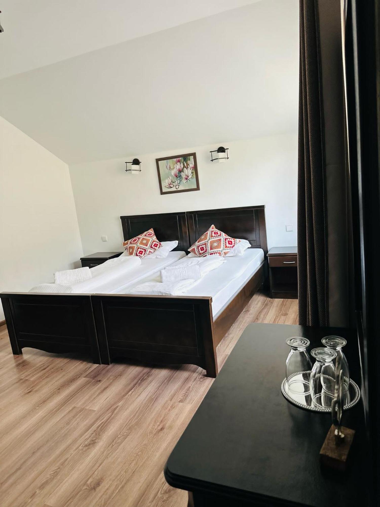 Casa Valea Cernei Hotel Isverna Eksteriør billede