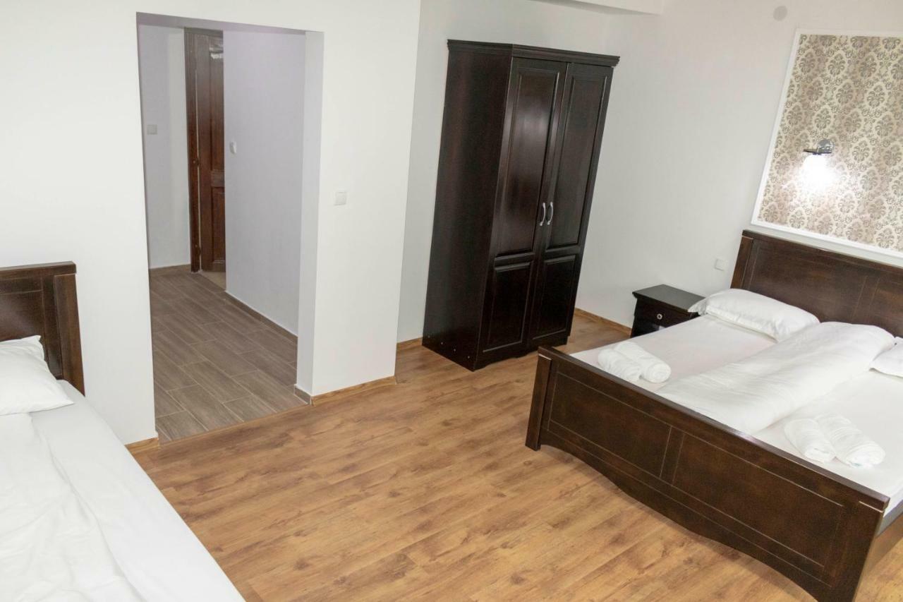 Casa Valea Cernei Hotel Isverna Eksteriør billede